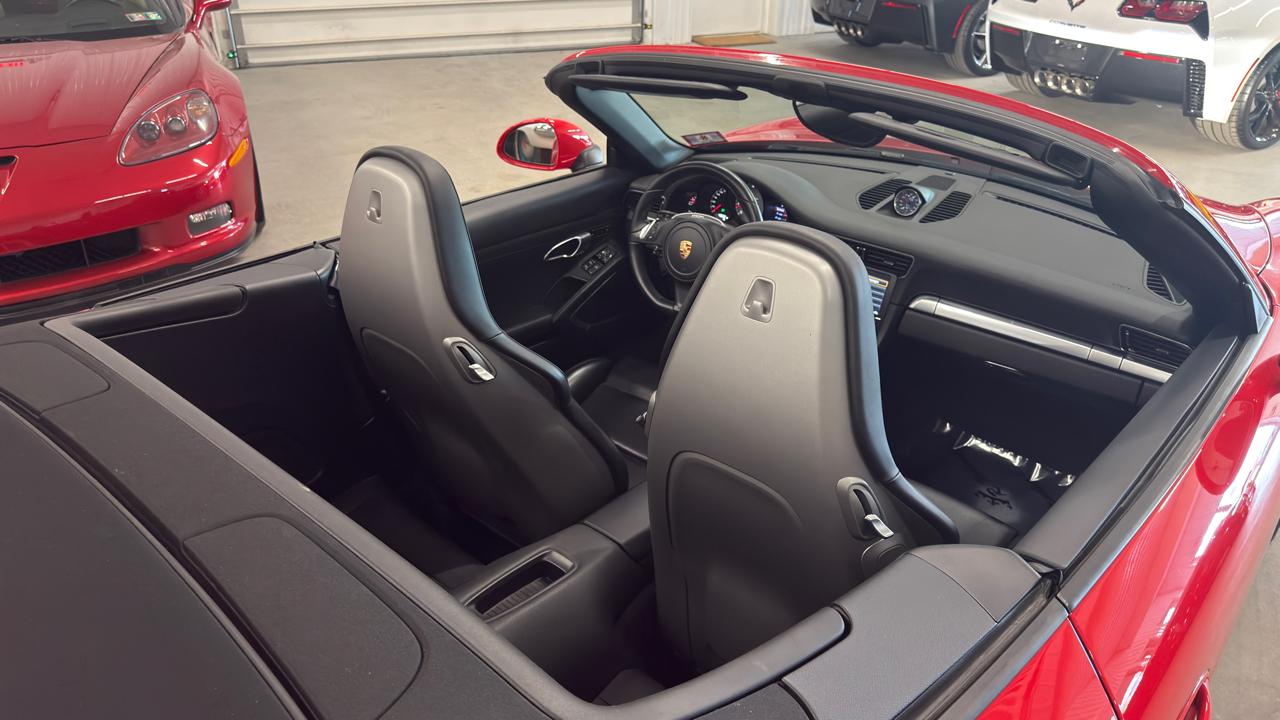Porsche 911 2dr Cabriolet Carrera 4S 2014