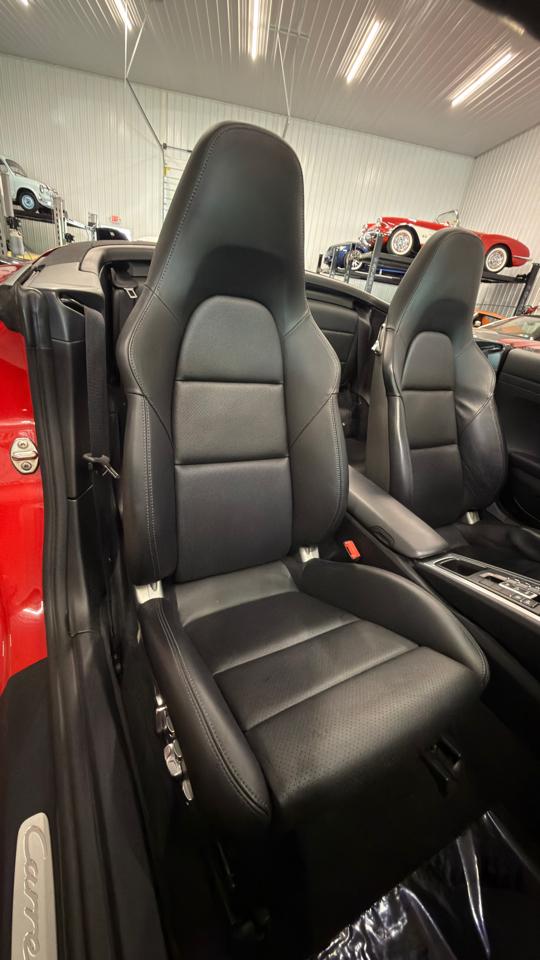 Porsche 911 2dr Cabriolet Carrera 4S 2014