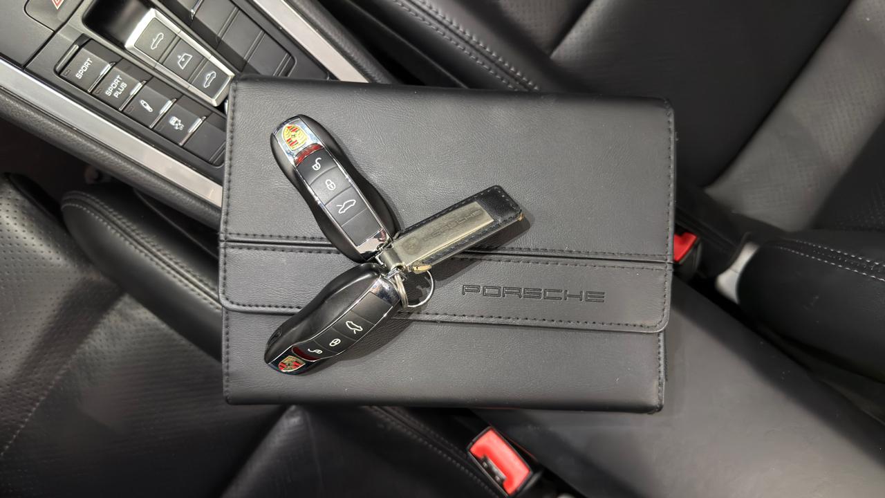Porsche 911 2dr Cabriolet Carrera 4S 2014