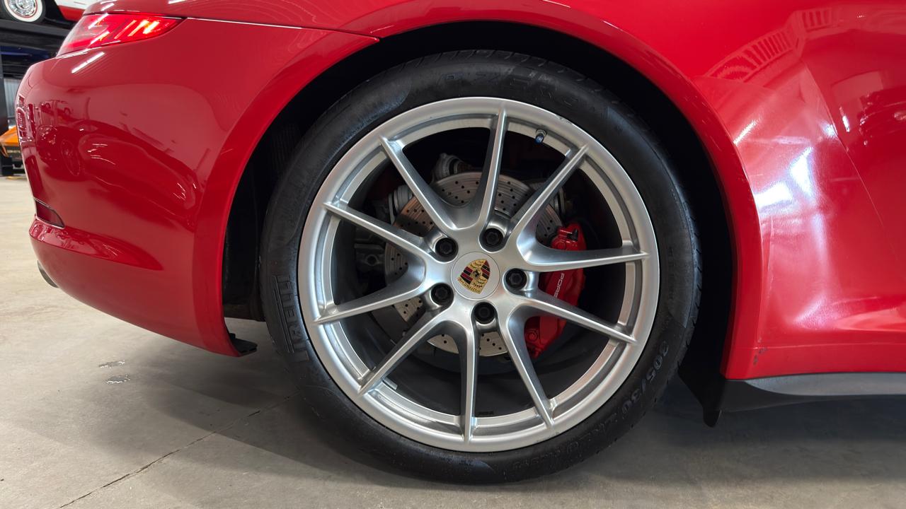 Porsche 911 2dr Cabriolet Carrera 4S 2014