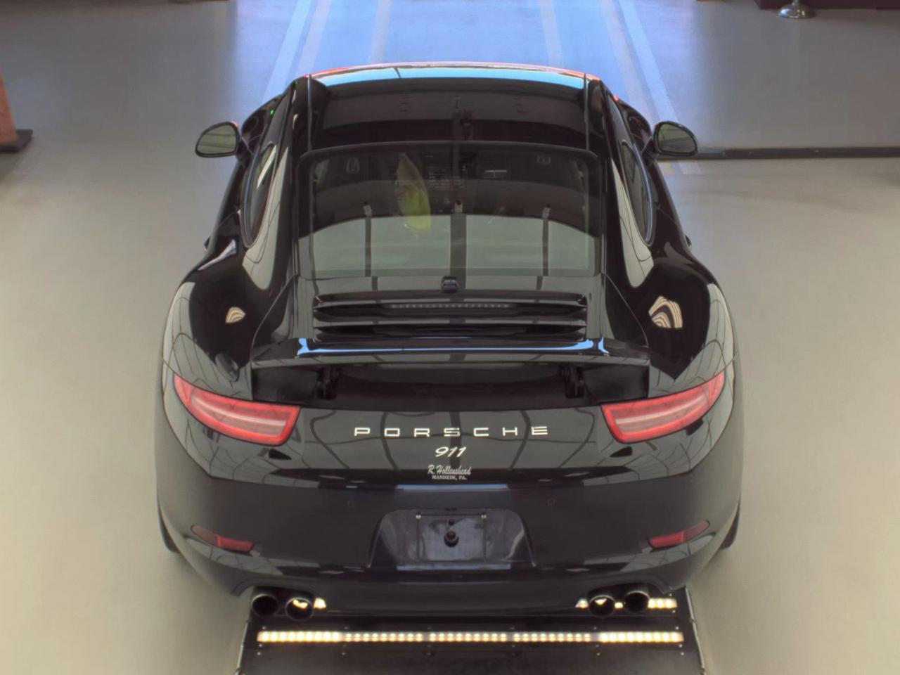 Porsche 911 2dr Cpe Carrera Black Edition 2016
