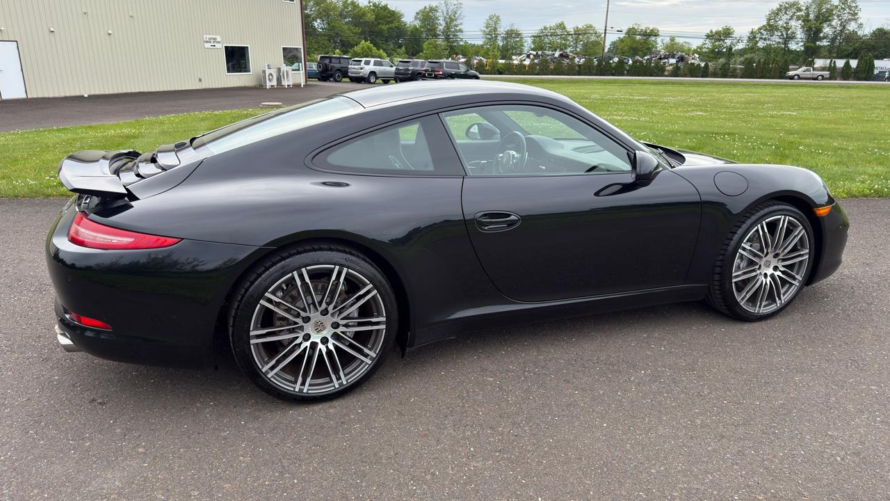 Porsche 911 2dr Cpe Carrera Black Edition 2016