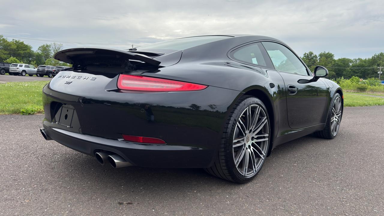 Porsche 911 2dr Cpe Carrera Black Edition 2016