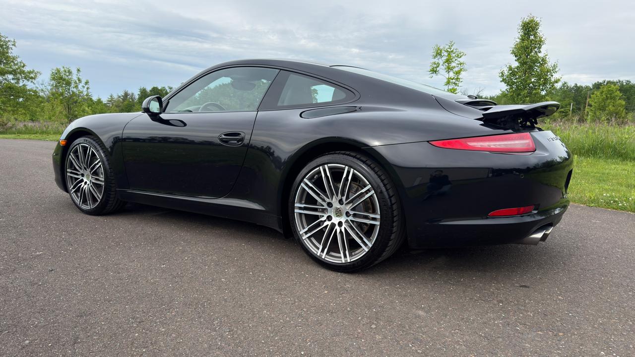 Porsche 911 2dr Cpe Carrera Black Edition 2016