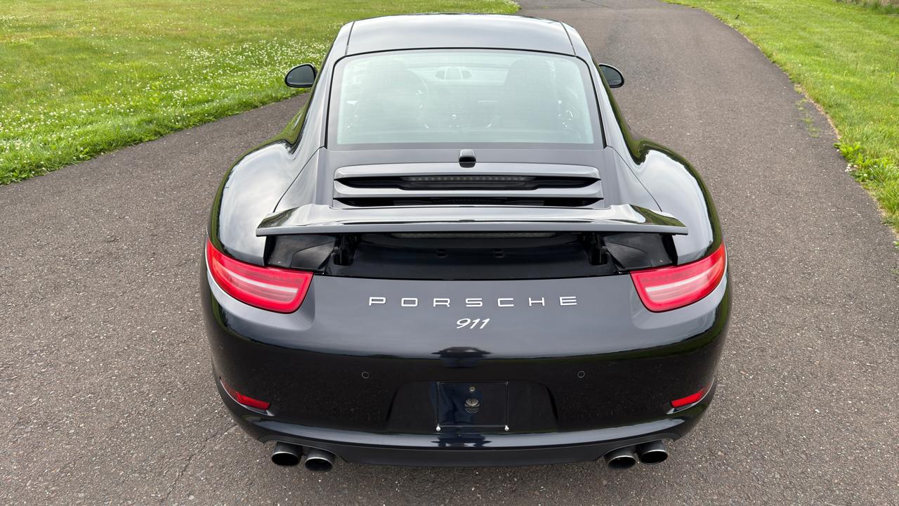 Porsche 911 2dr Cpe Carrera Black Edition 2016