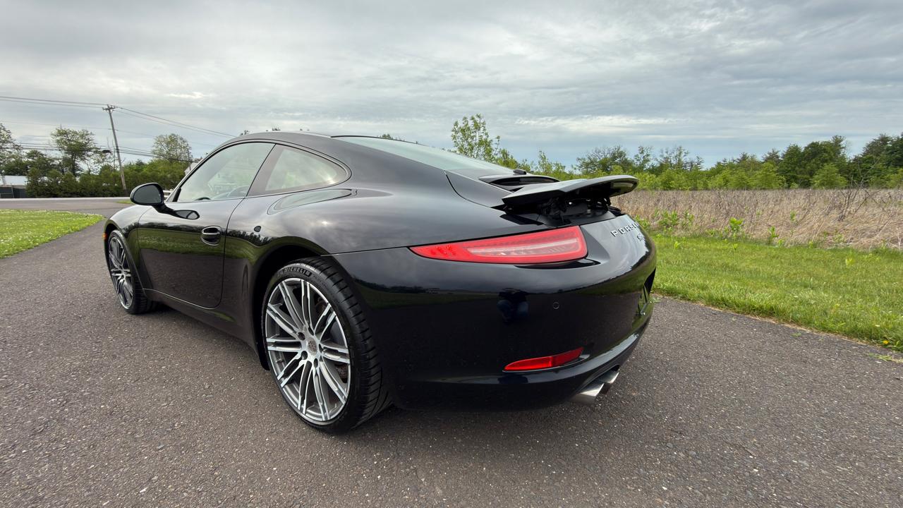 Porsche 911 2dr Cpe Carrera Black Edition 2016
