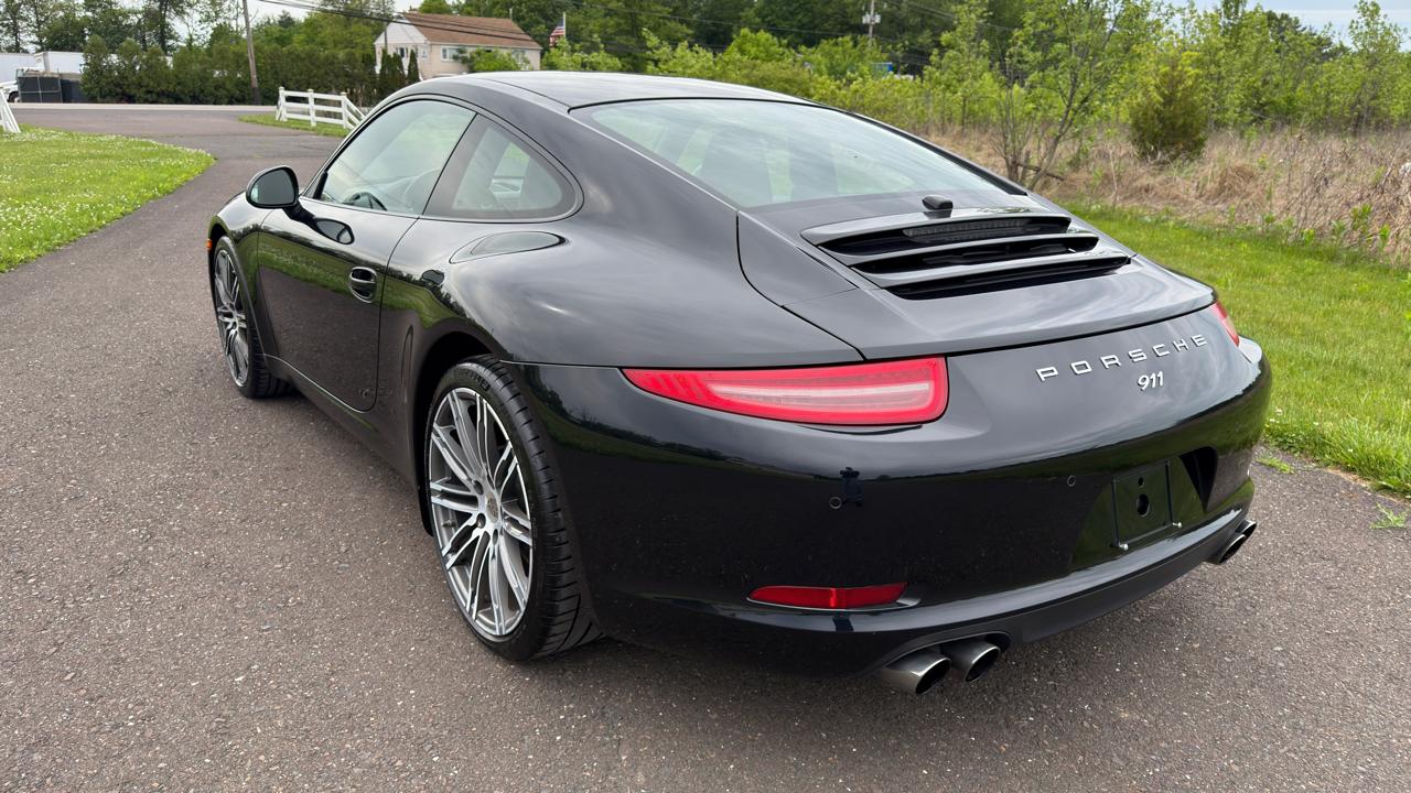 Porsche 911 2dr Cpe Carrera Black Edition 2016