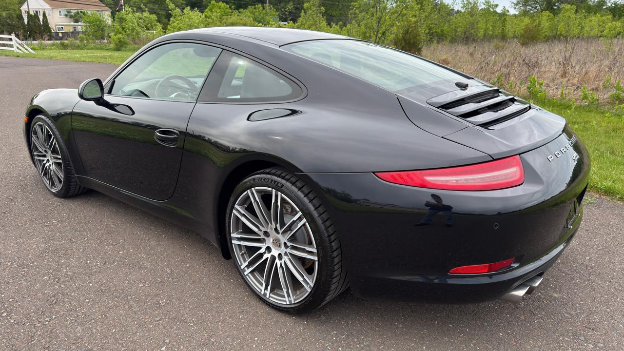 Porsche 911 2dr Cpe Carrera Black Edition 2016