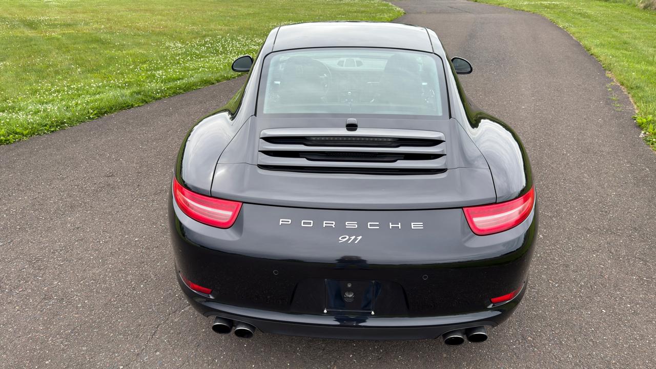 Porsche 911 2dr Cpe Carrera Black Edition 2016