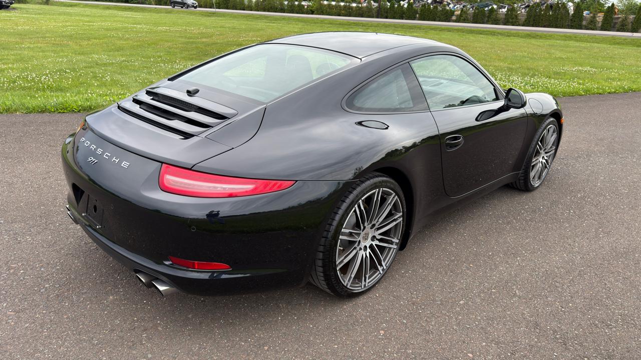 Porsche 911 2dr Cpe Carrera Black Edition 2016