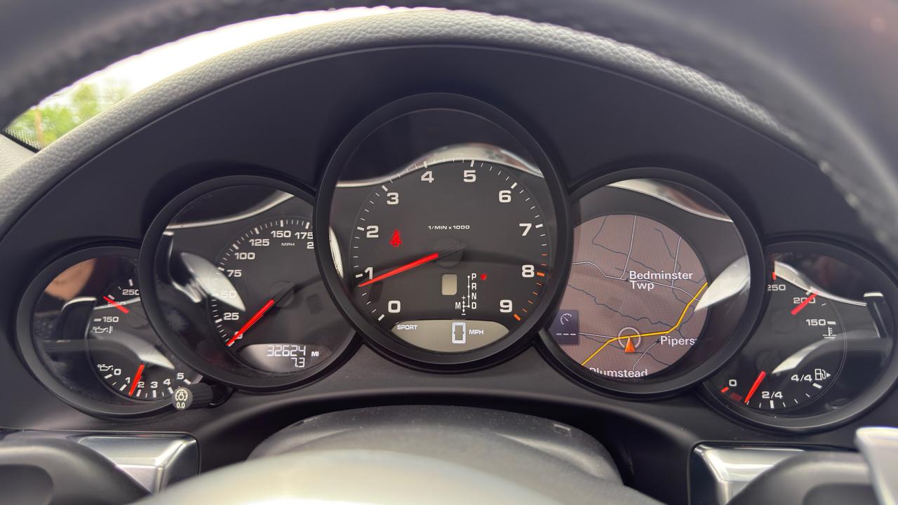 Porsche 911 2dr Cpe Carrera Black Edition 2016