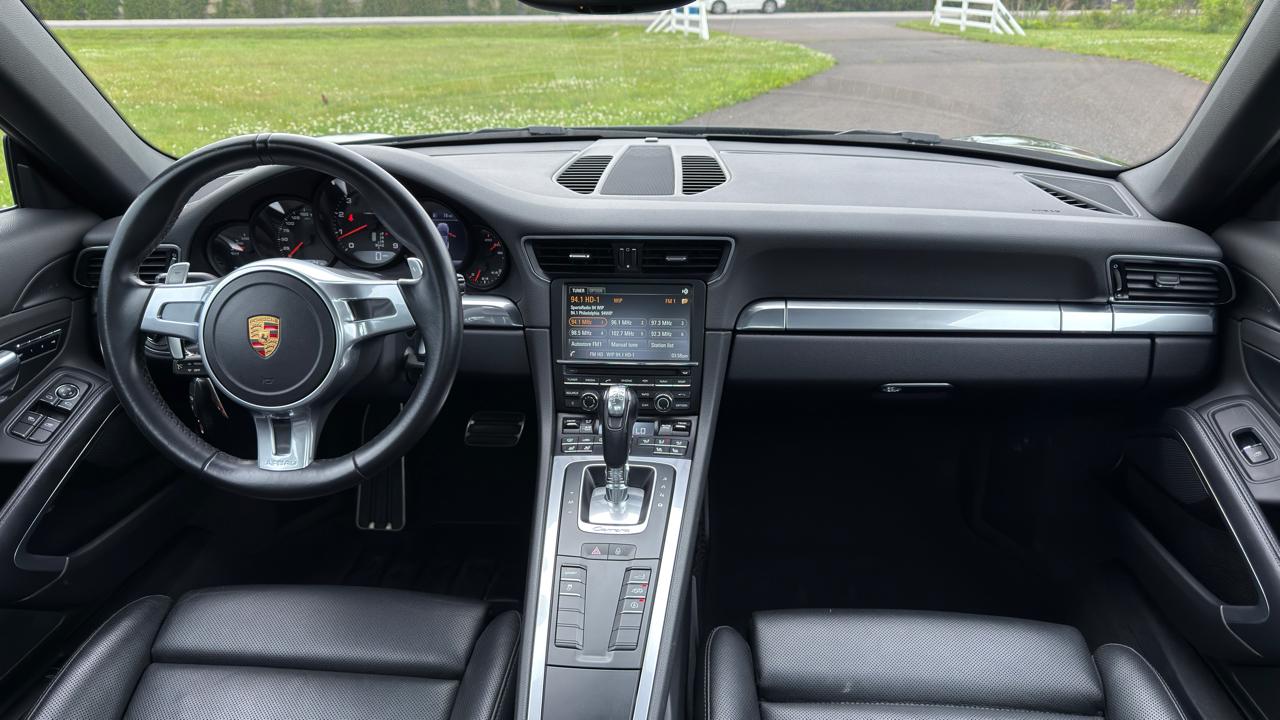 Porsche 911 2dr Cpe Carrera Black Edition 2016