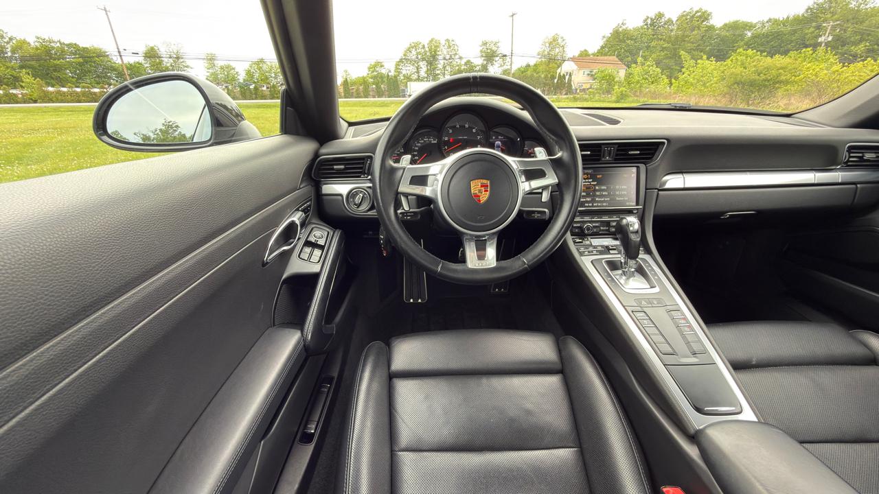 Porsche 911 2dr Cpe Carrera Black Edition 2016