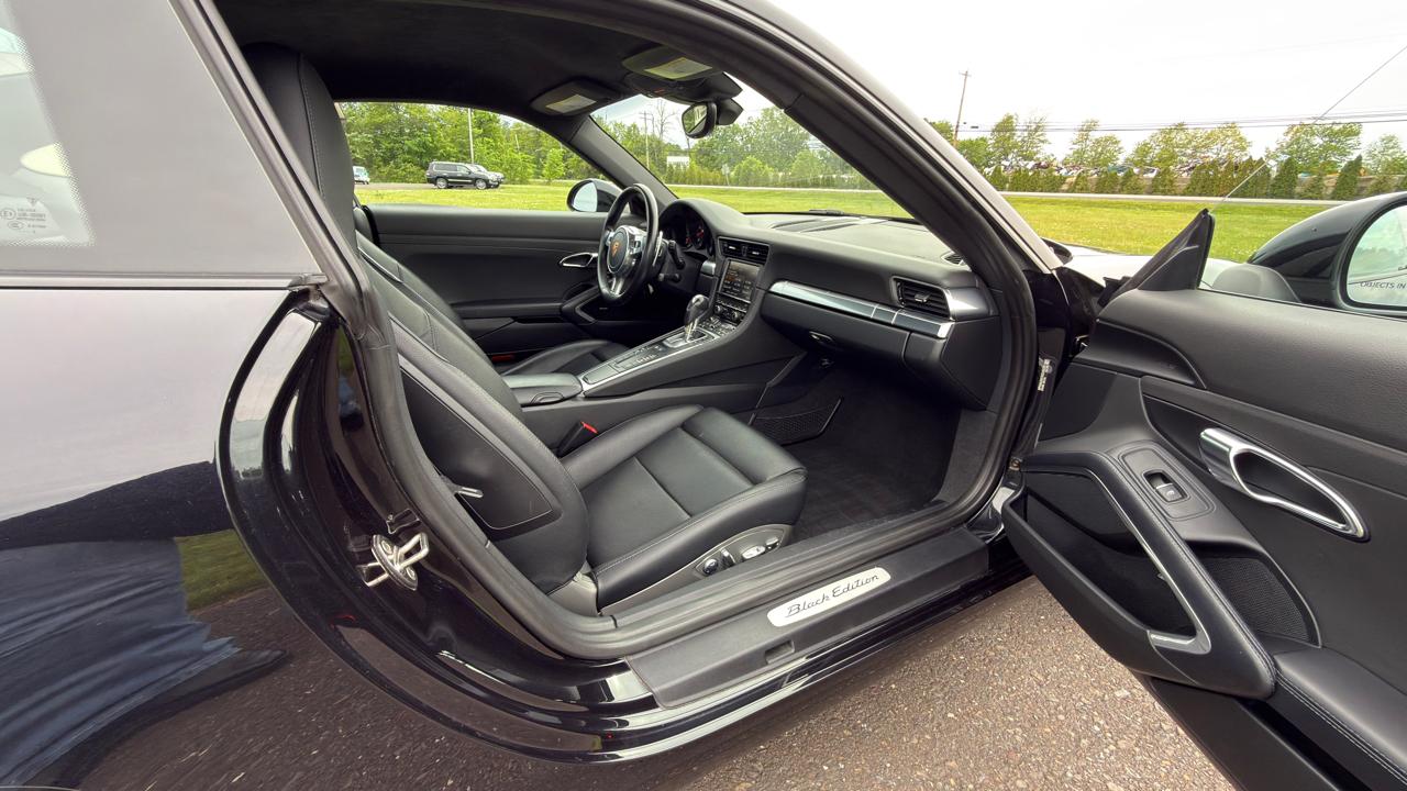Porsche 911 2dr Cpe Carrera Black Edition 2016