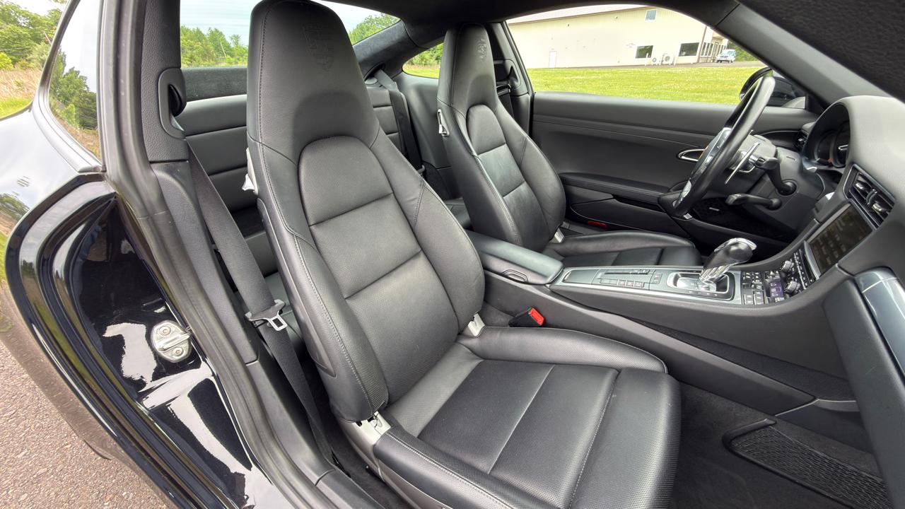 Porsche 911 2dr Cpe Carrera Black Edition 2016