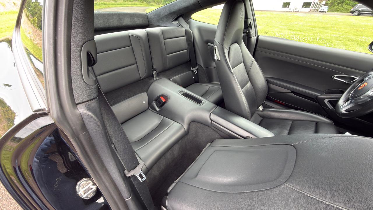 Porsche 911 2dr Cpe Carrera Black Edition 2016