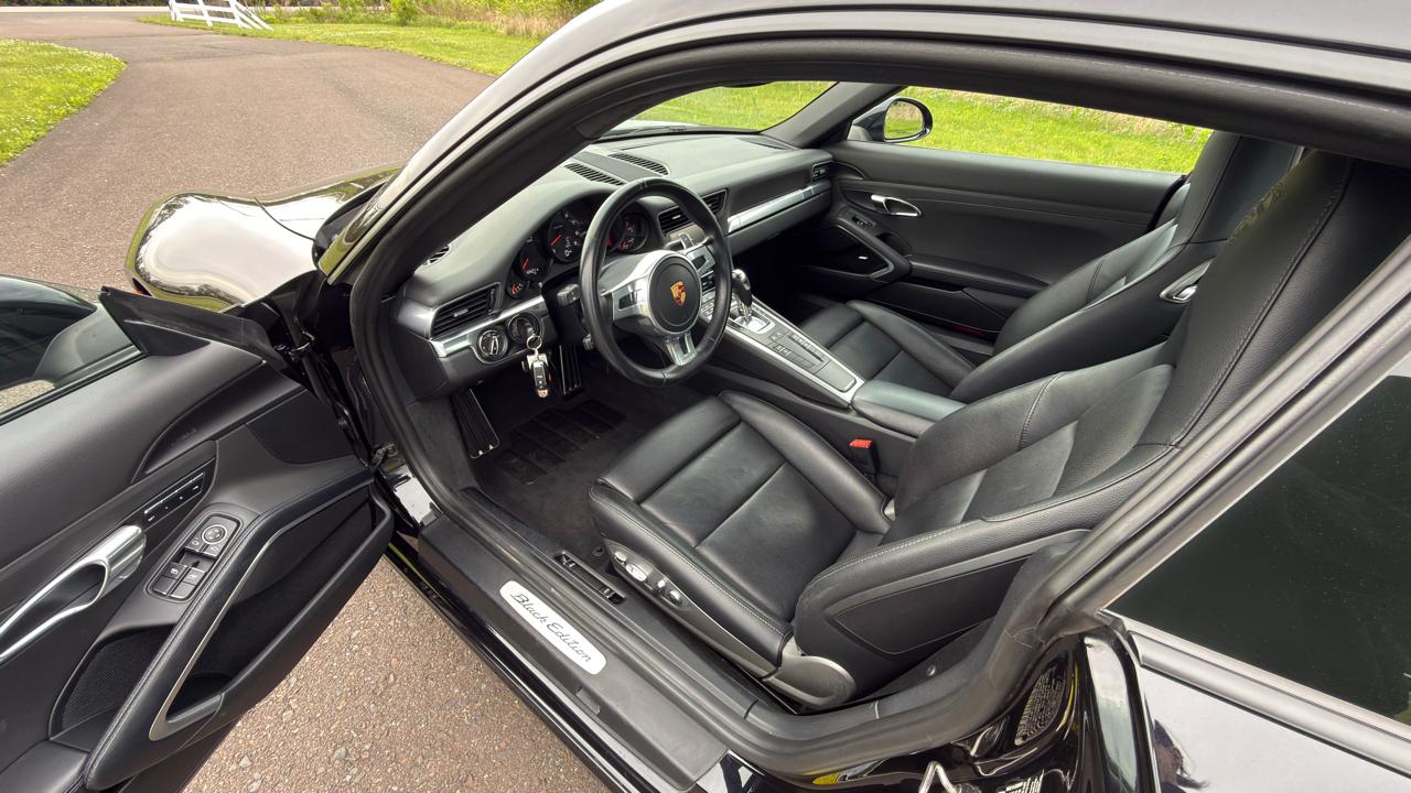 Porsche 911 2dr Cpe Carrera Black Edition 2016