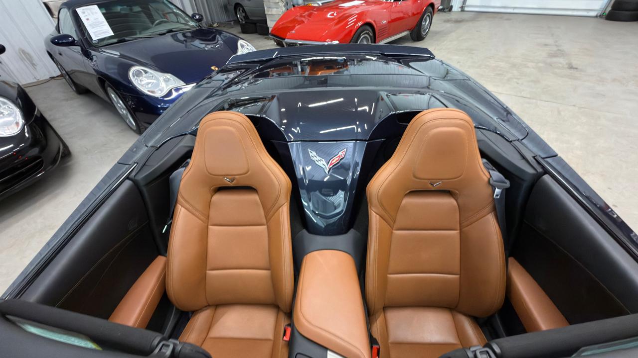 Chevrolet Corvette Stingray 2dr Z51 Conv w/2LT 2014
