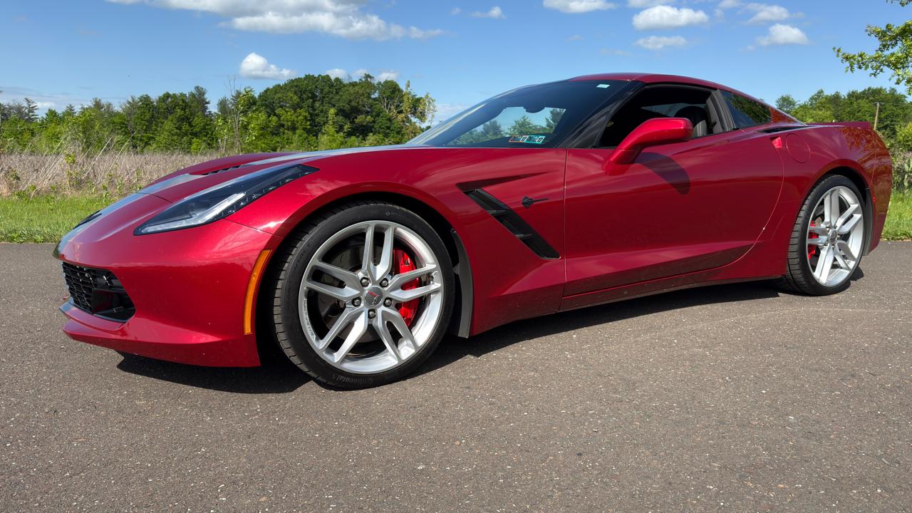 Chevrolet Corvette 2dr Stingray Z51 Cpe w/1LT 2015