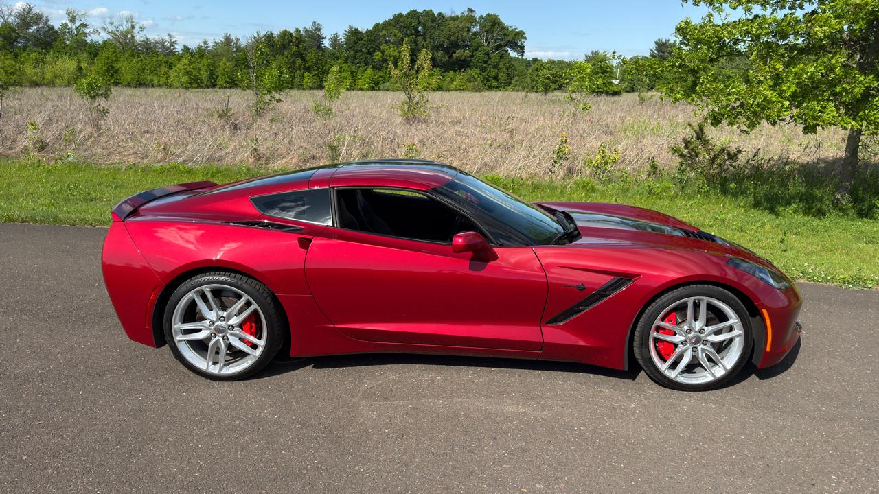 Chevrolet Corvette 2dr Stingray Z51 Cpe w/1LT 2015
