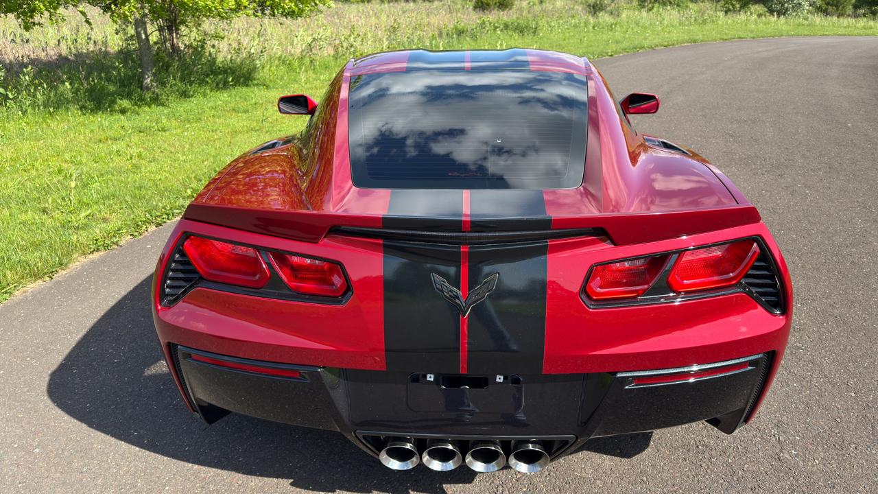 Chevrolet Corvette 2dr Stingray Z51 Cpe w/1LT 2015
