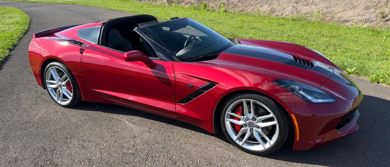 Chevrolet Corvette 2dr Stingray Z51 Cpe w/1LT 2015