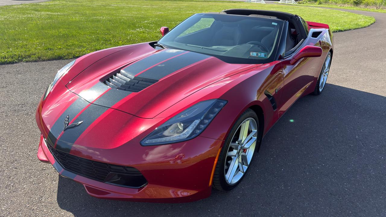 Chevrolet Corvette 2dr Stingray Z51 Cpe w/1LT 2015