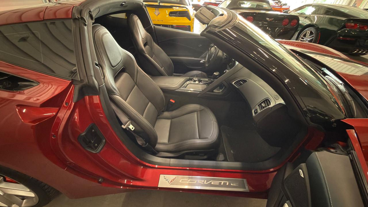 Chevrolet Corvette 2dr Stingray Z51 Cpe w/1LT 2015