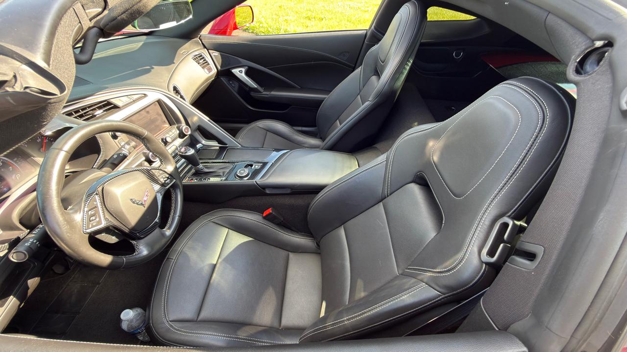 Chevrolet Corvette 2dr Stingray Z51 Cpe w/1LT 2015