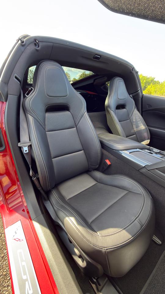 Chevrolet Corvette 2dr Stingray Z51 Cpe w/1LT 2015