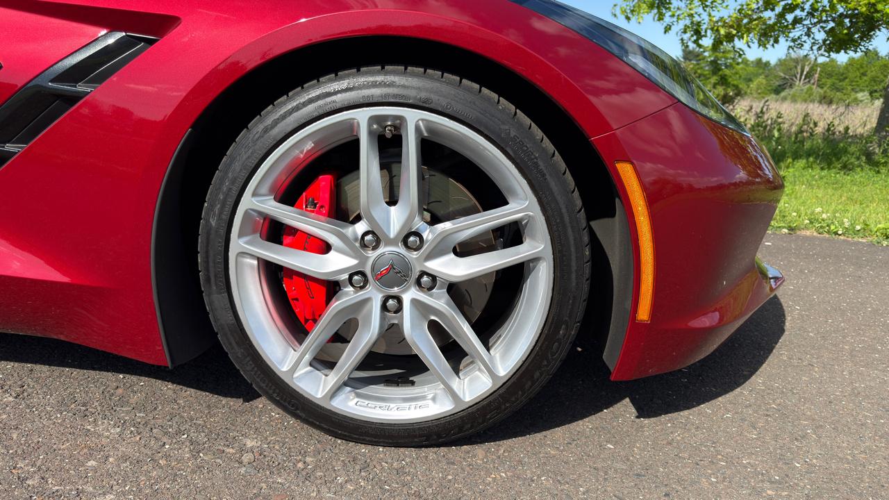 Chevrolet Corvette 2dr Stingray Z51 Cpe w/1LT 2015