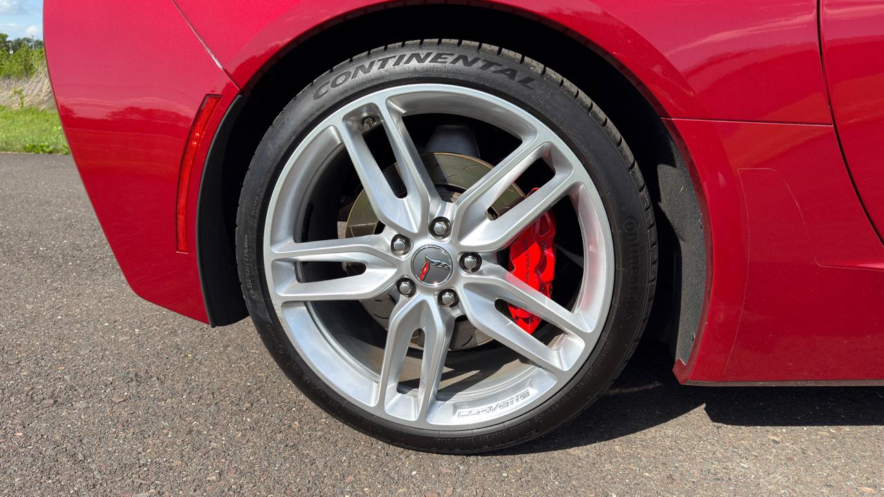 Chevrolet Corvette 2dr Stingray Z51 Cpe w/1LT 2015