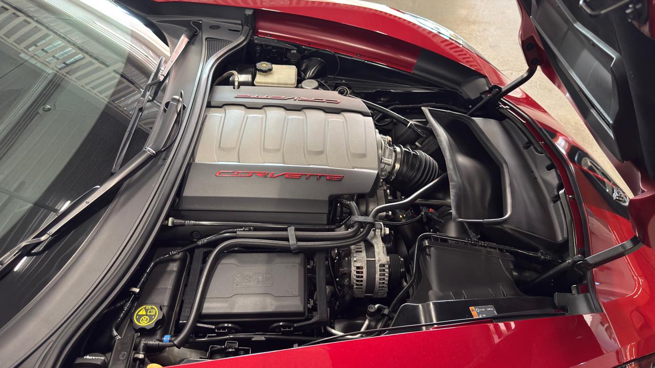 Chevrolet Corvette 2dr Stingray Z51 Cpe w/1LT 2015