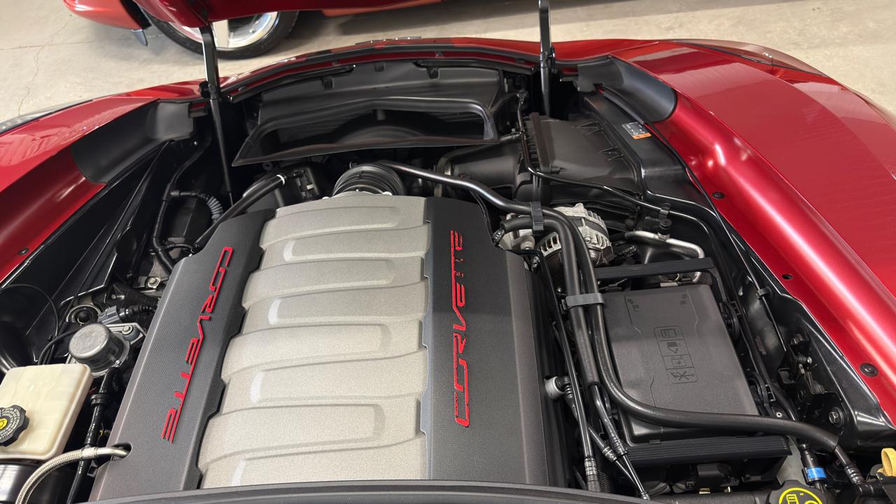 Chevrolet Corvette 2dr Stingray Z51 Cpe w/1LT 2015