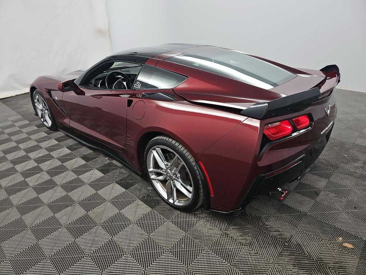 Chevrolet Corvette 2dr Stingray Z51 Cpe w/2LT 2016