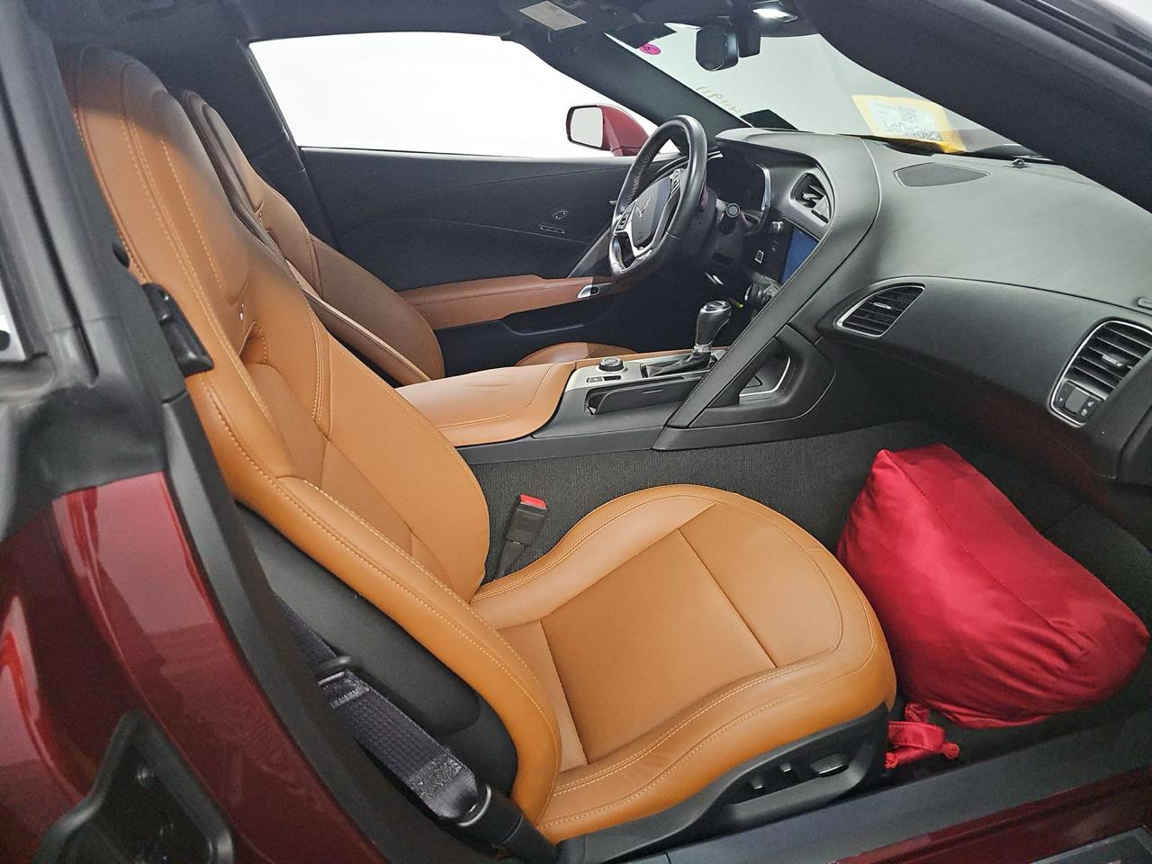 Chevrolet Corvette 2dr Stingray Z51 Cpe w/2LT 2016