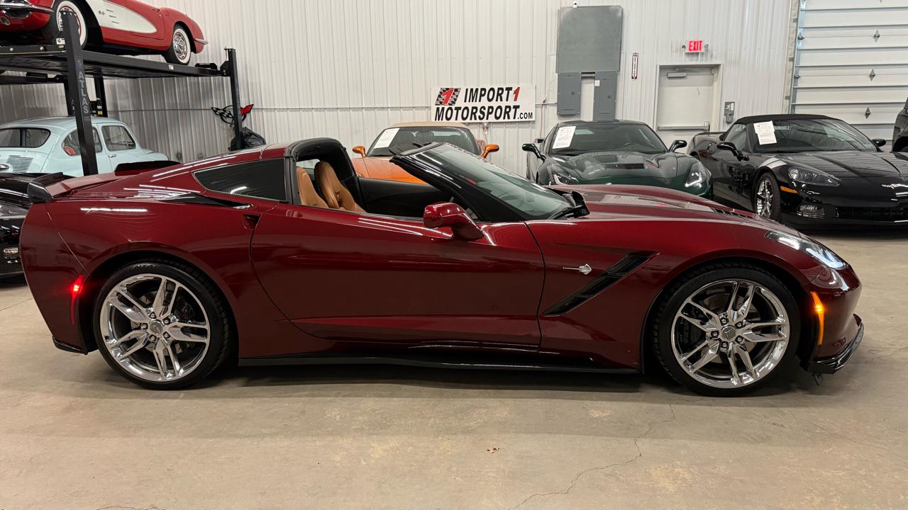 Chevrolet Corvette 2dr Stingray Z51 Cpe w/2LT 2016