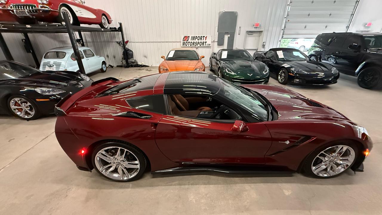 Chevrolet Corvette 2dr Stingray Z51 Cpe w/2LT 2016