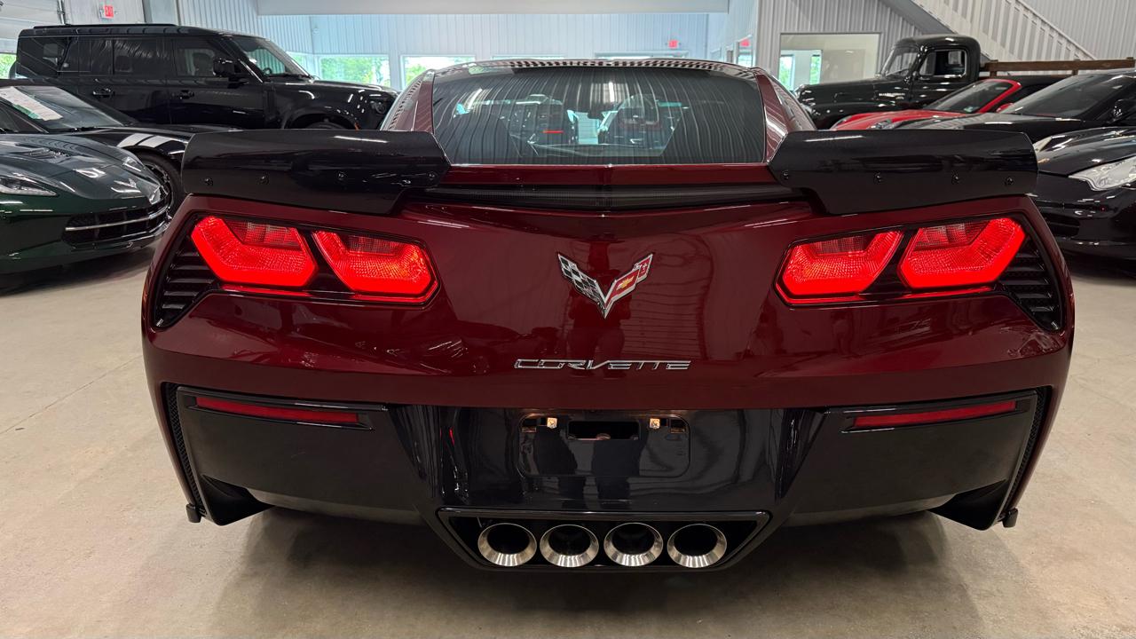 Chevrolet Corvette 2dr Stingray Z51 Cpe w/2LT 2016