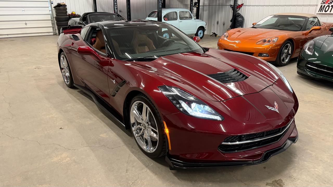 Chevrolet Corvette 2dr Stingray Z51 Cpe w/2LT 2016