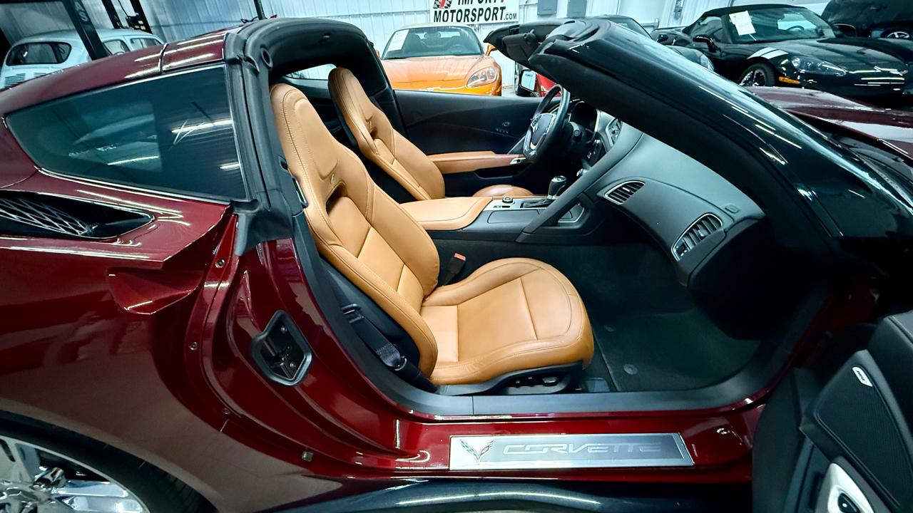 Chevrolet Corvette 2dr Stingray Z51 Cpe w/2LT 2016
