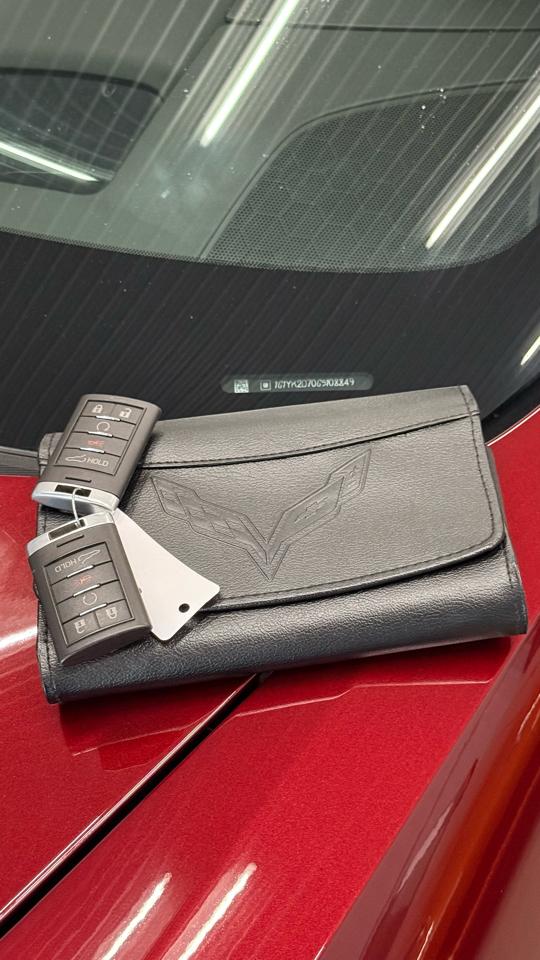Chevrolet Corvette 2dr Stingray Z51 Cpe w/2LT 2016