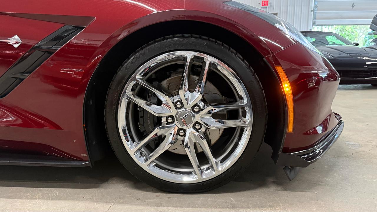 Chevrolet Corvette 2dr Stingray Z51 Cpe w/2LT 2016