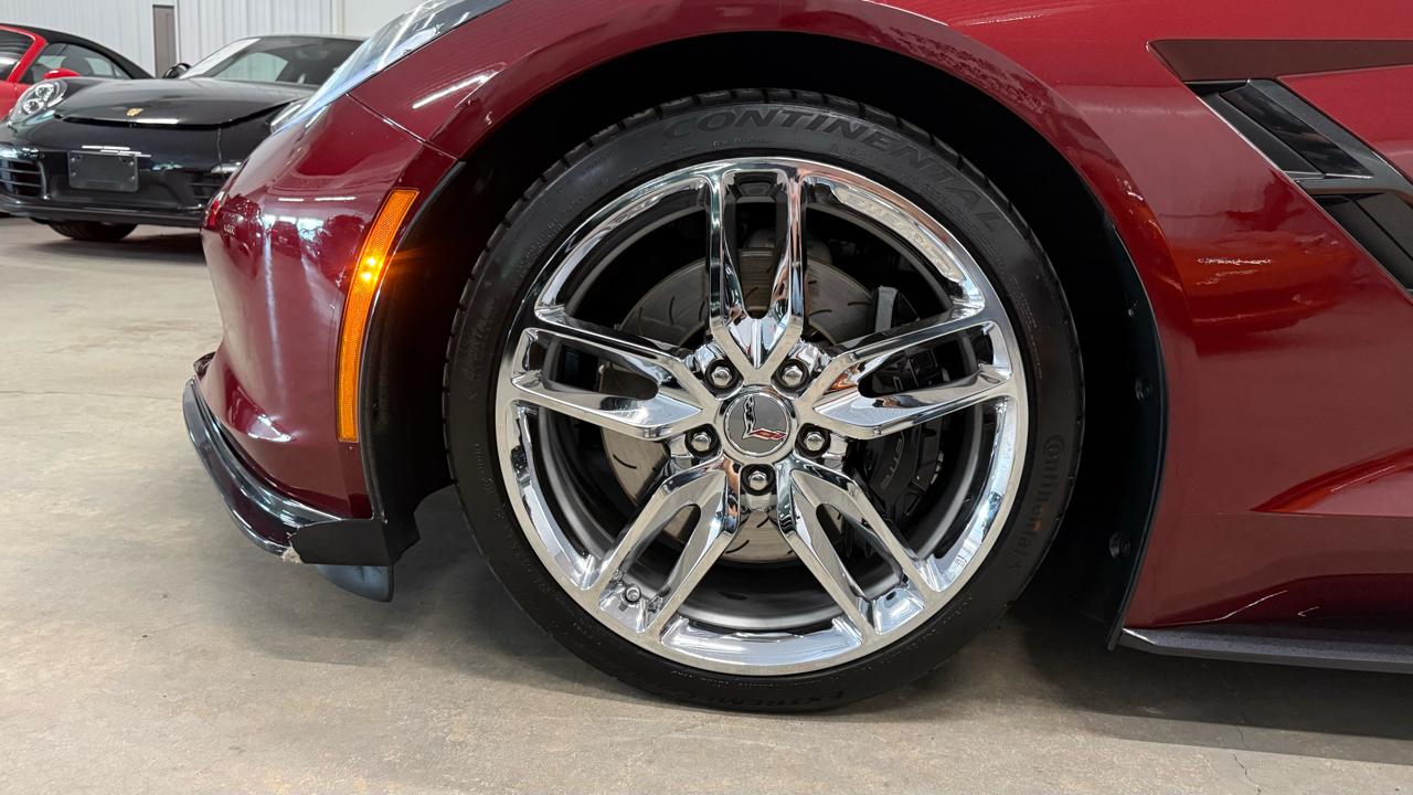 Chevrolet Corvette 2dr Stingray Z51 Cpe w/2LT 2016