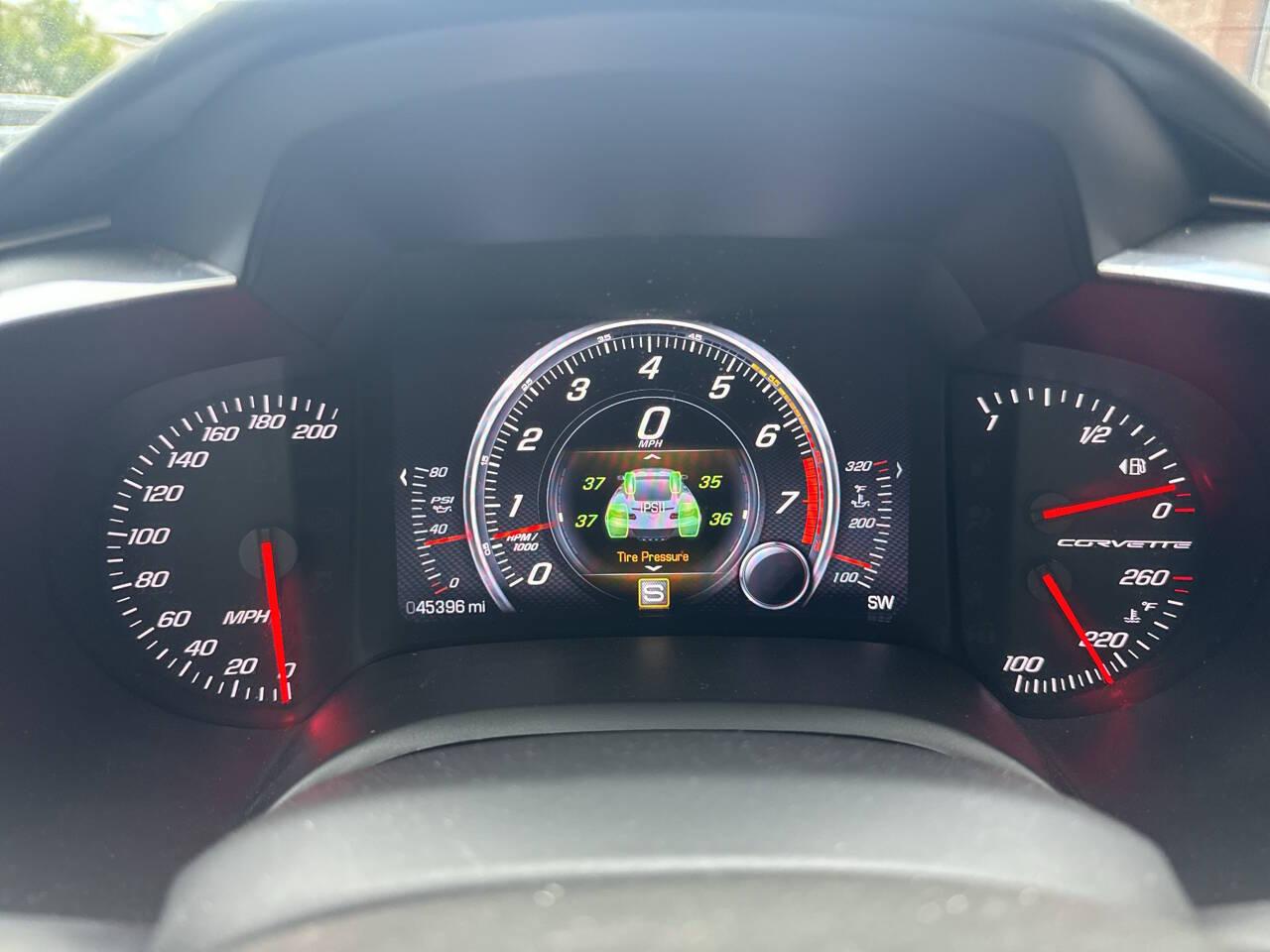 Chevrolet Corvette Stingray 2dr Z51 Cpe w/2LT 2014
