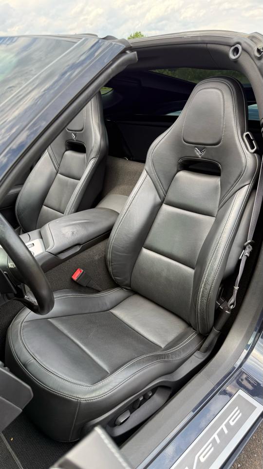 Chevrolet Corvette Stingray 2dr Z51 Cpe w/2LT 2014