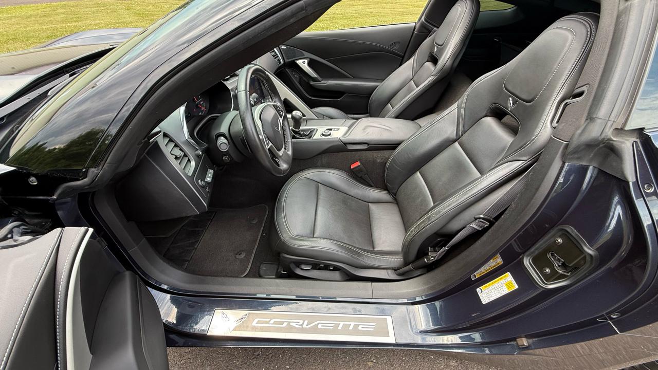 Chevrolet Corvette Stingray 2dr Z51 Cpe w/2LT 2014