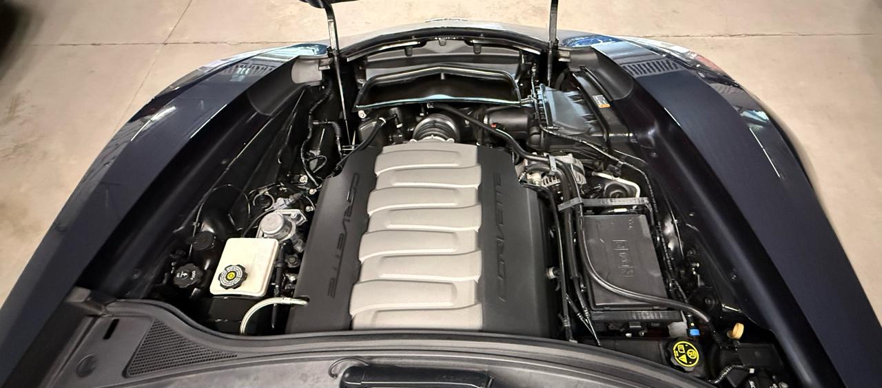 Chevrolet Corvette Stingray 2dr Z51 Cpe w/2LT 2014