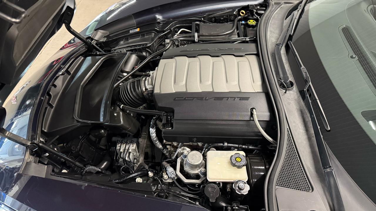 Chevrolet Corvette Stingray 2dr Z51 Cpe w/2LT 2014
