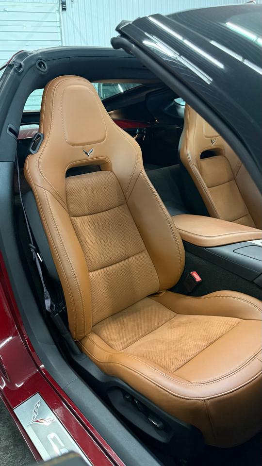 Chevrolet Corvette 2dr Stingray Cpe w/2LT 2016
